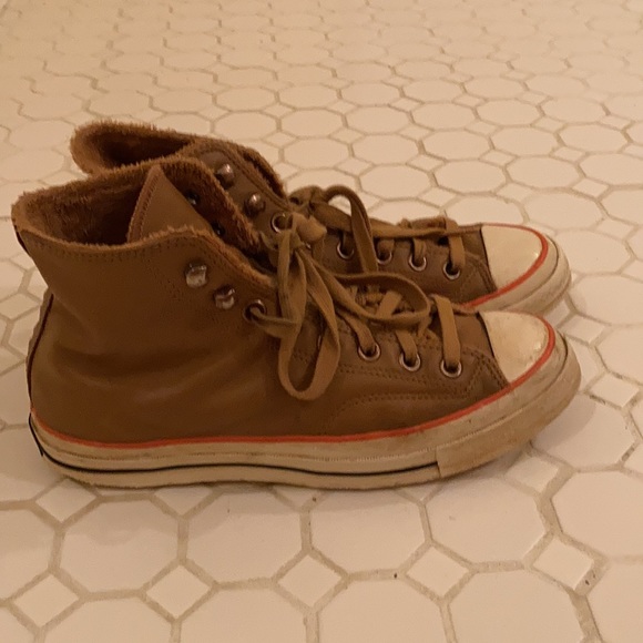 SOLD Faux Fur Lined Converse AllStar Hi-Tops! - Picture 3 of 6